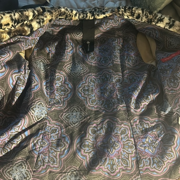 River Island Faux Fur Jacket, UK size 18 - Picture 4 of 6